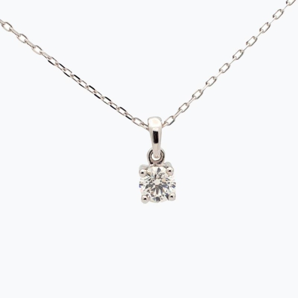 Gargantilla oro blanco de primera ley con diamante blanco en talla brillante engastado con cuatro garras. Cierre de la cadena, m