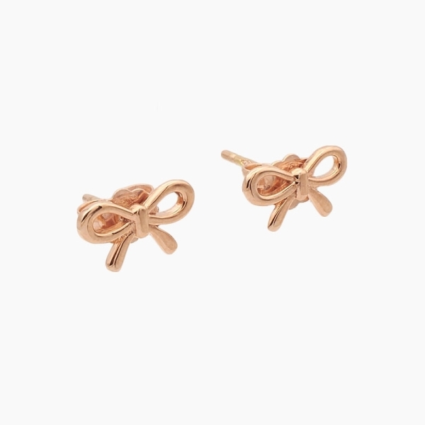 Pendientes oro rosa de primera ley. Diseño en forma de lazo. Cierre de presión.