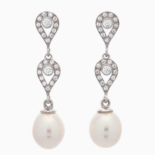 Pendientes largos realizados en oro blanco de primera ley, perlas cultivadas y circonitas