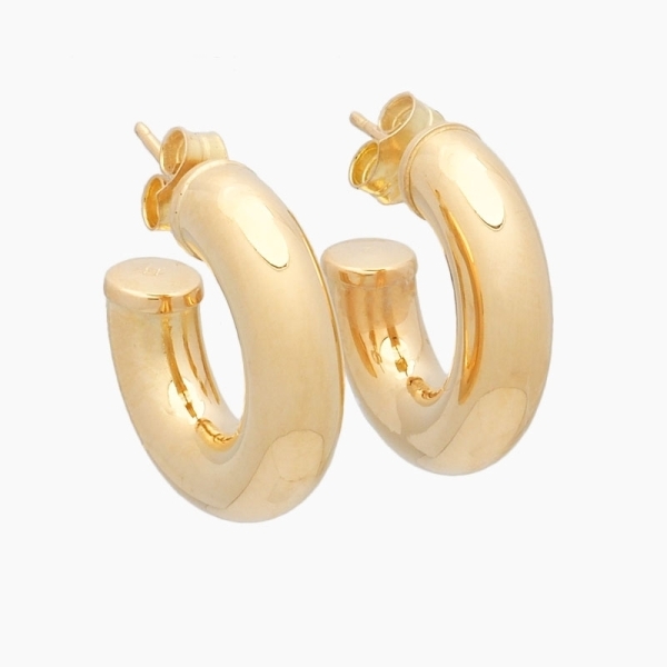 Pendientes de aro anchos realizados en oro amarillo de 18 ct. Cierre de presión.