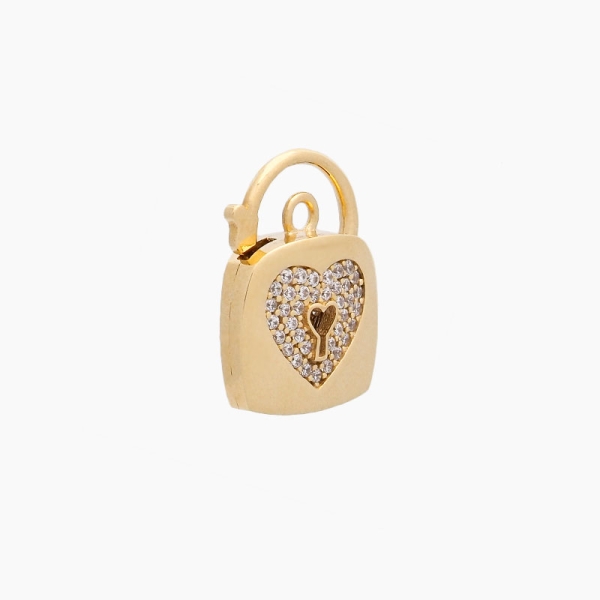 Colgante con forma de candado en oro amarillo de primera ley y un corazón en el centro engastado con circonitas.