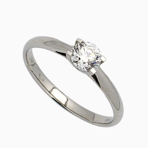Solitario con diamante en platino