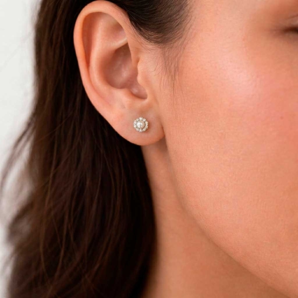 Conjunto de comunión con perlas en oro amarillo