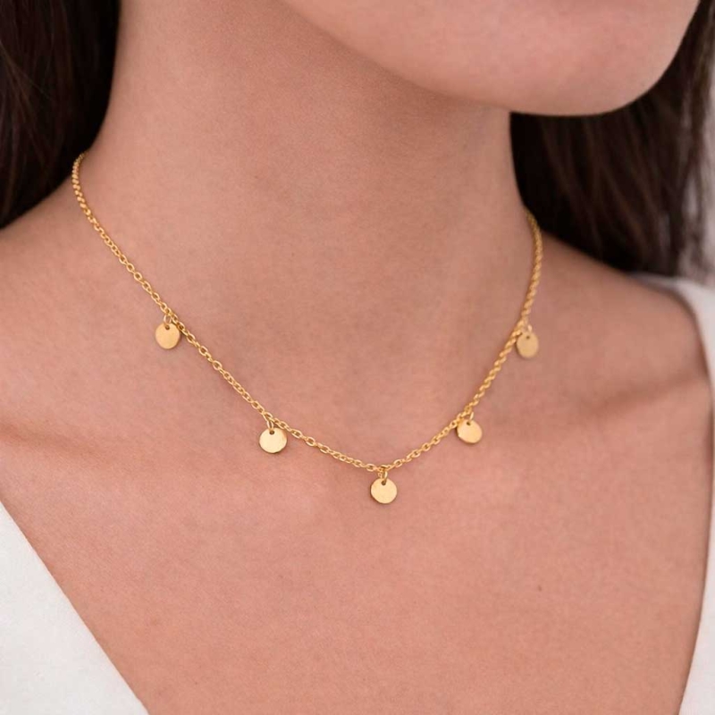 Gargantilla con colgantes en oro amarillo 2