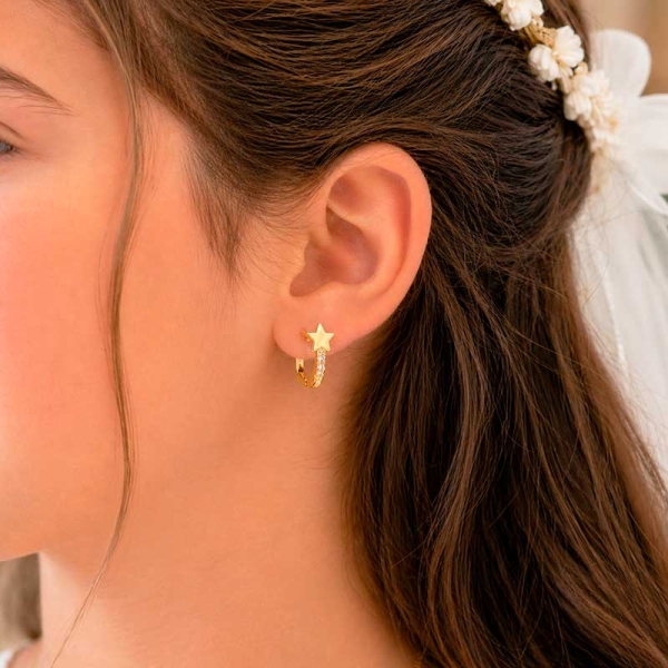 Conjunto de comunión estrellas en oro amarillo y circonitas