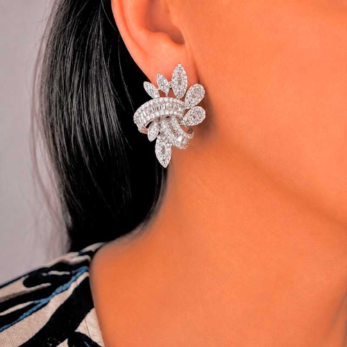 Pendientes de estilo cluster en plata