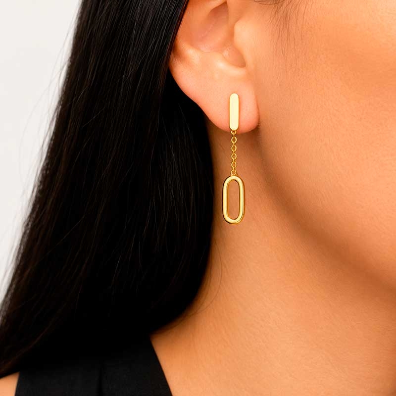Pendientes con cadenita en oro amarillo 2