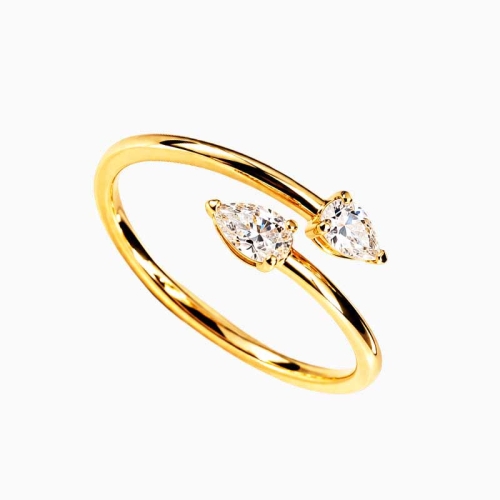 Sortija cruzada de diamantes en oro amarillo